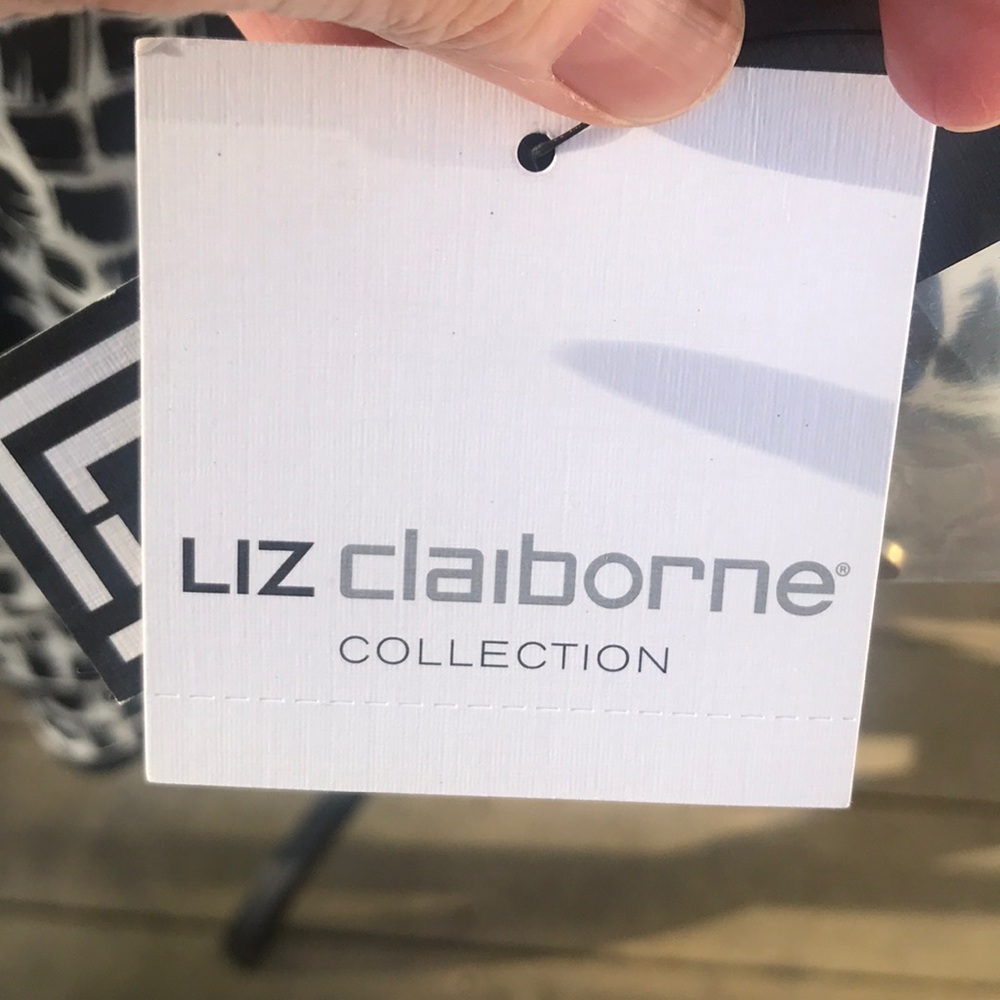 Liz Claiborne beautiful blouse new with tags - Picture 3 of 6